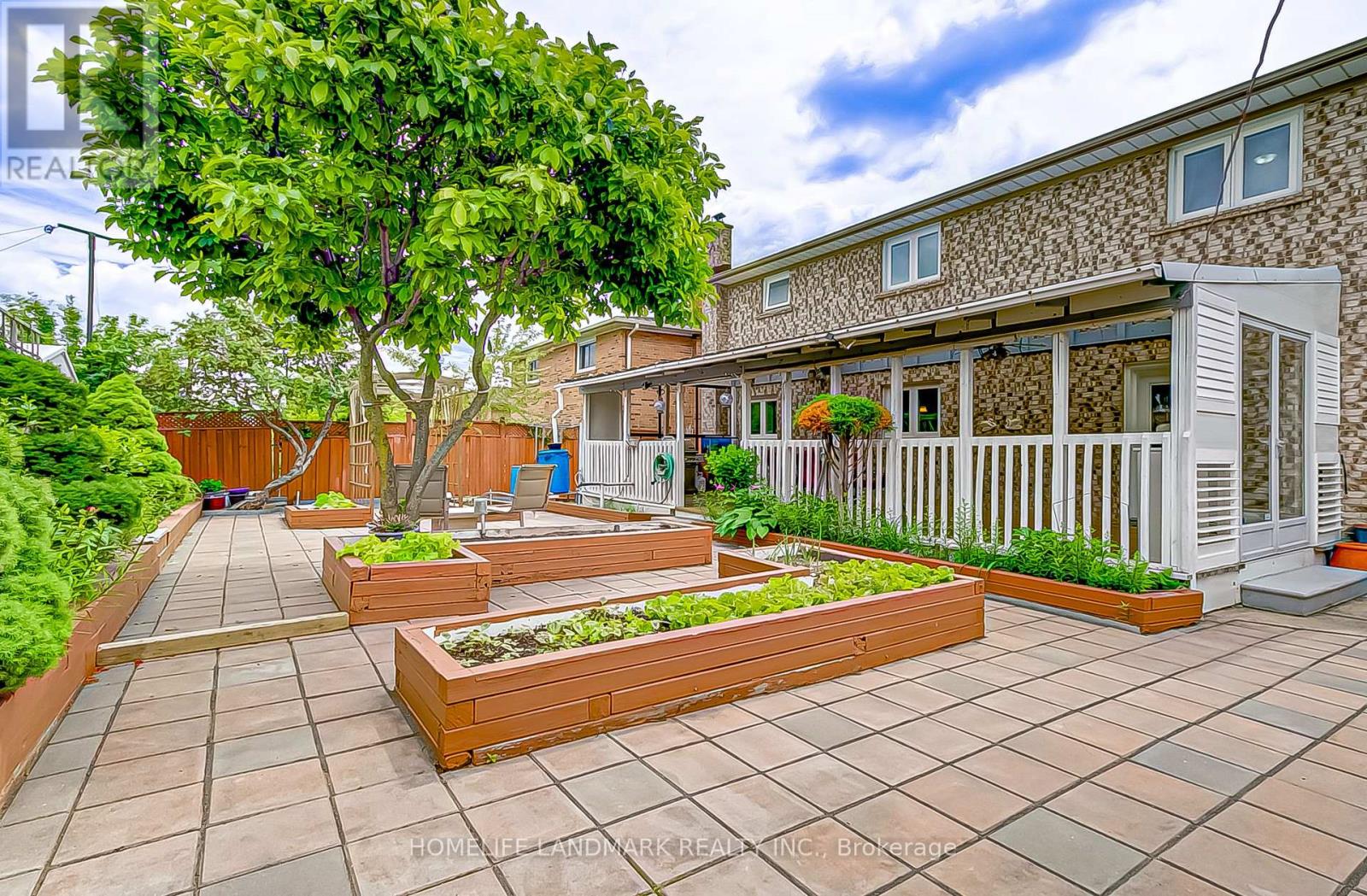 452 Woodbridge Avenue, Vaughan, Ontario  L4L 2T4 - Photo 10 - N12917544