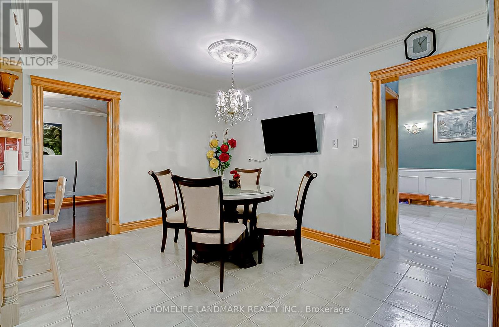 452 Woodbridge Avenue, Vaughan, Ontario  L4L 2T4 - Photo 16 - N12917544