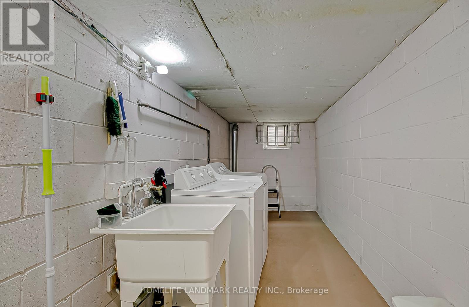 452 Woodbridge Avenue, Vaughan, Ontario  L4L 2T4 - Photo 38 - N12917544