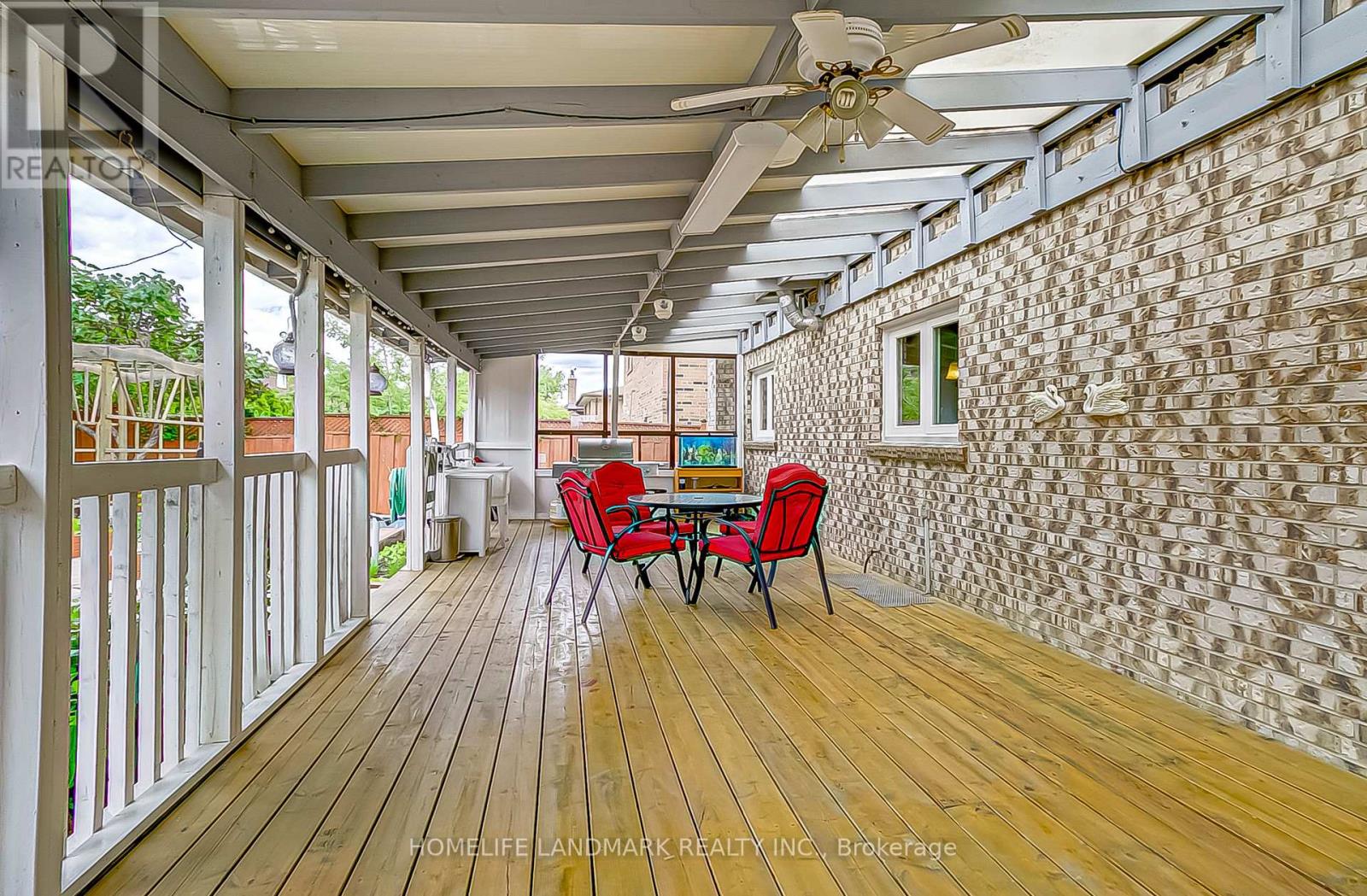 452 Woodbridge Avenue, Vaughan, Ontario  L4L 2T4 - Photo 9 - N12917544