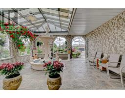 452 WOODBRIDGE AVENUE, Vaughan, Ontario