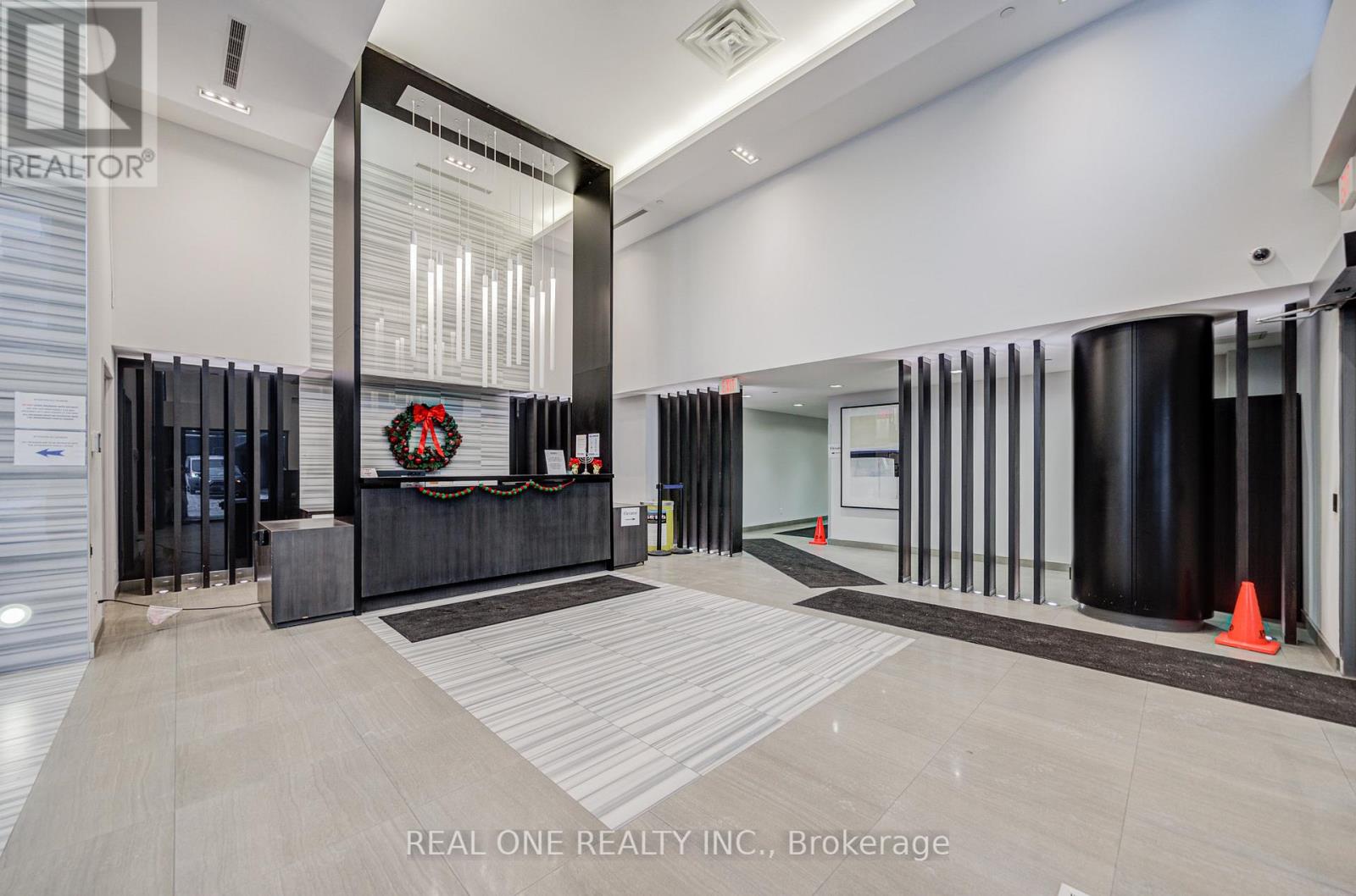 Lph08 - 55 Oneida Crescent, Richmond Hill, Ontario  L4B 0E8 - Photo 4 - N12917566