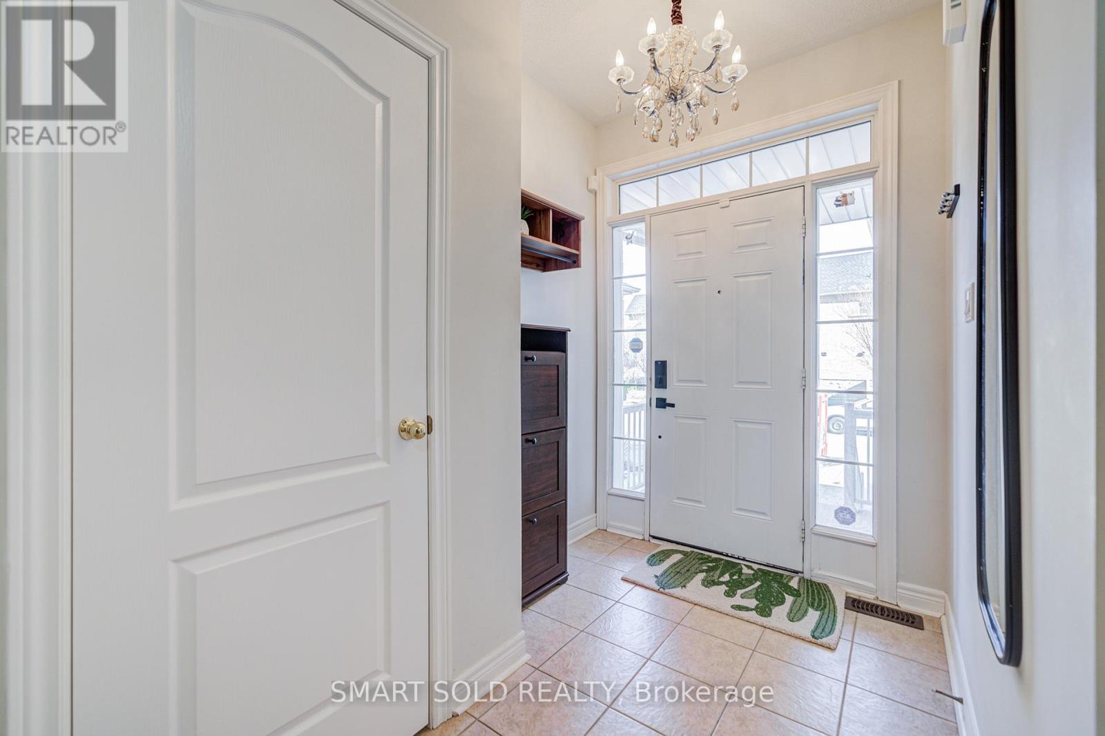 11 Borjana Boulevard, Vaughan, Ontario  L4J 0E7 - Photo 5 - N12917574