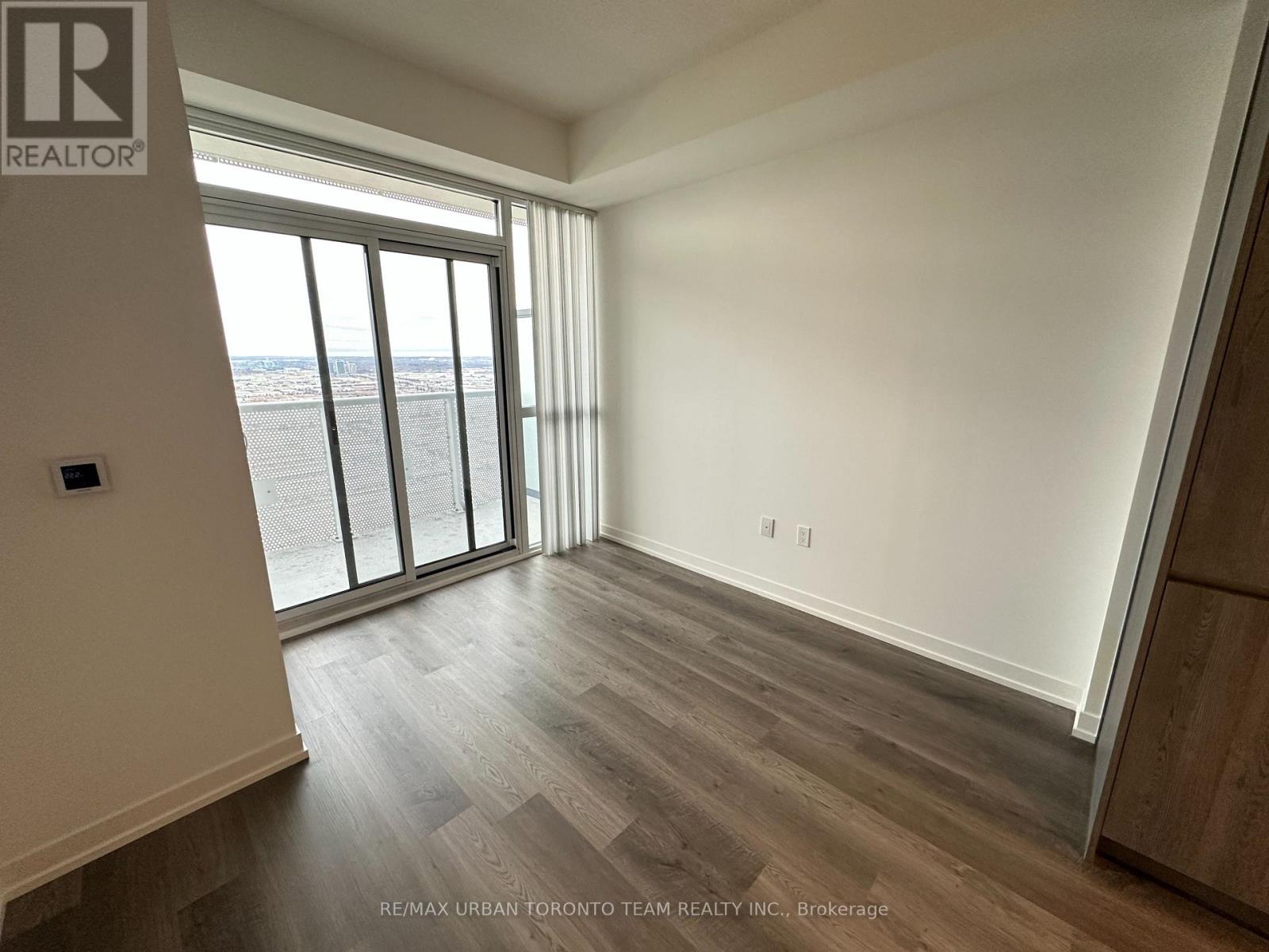 5203 - 8 Interchange Way, Vaughan, Ontario  L4K 5Z7 - Photo 6 - N12917608