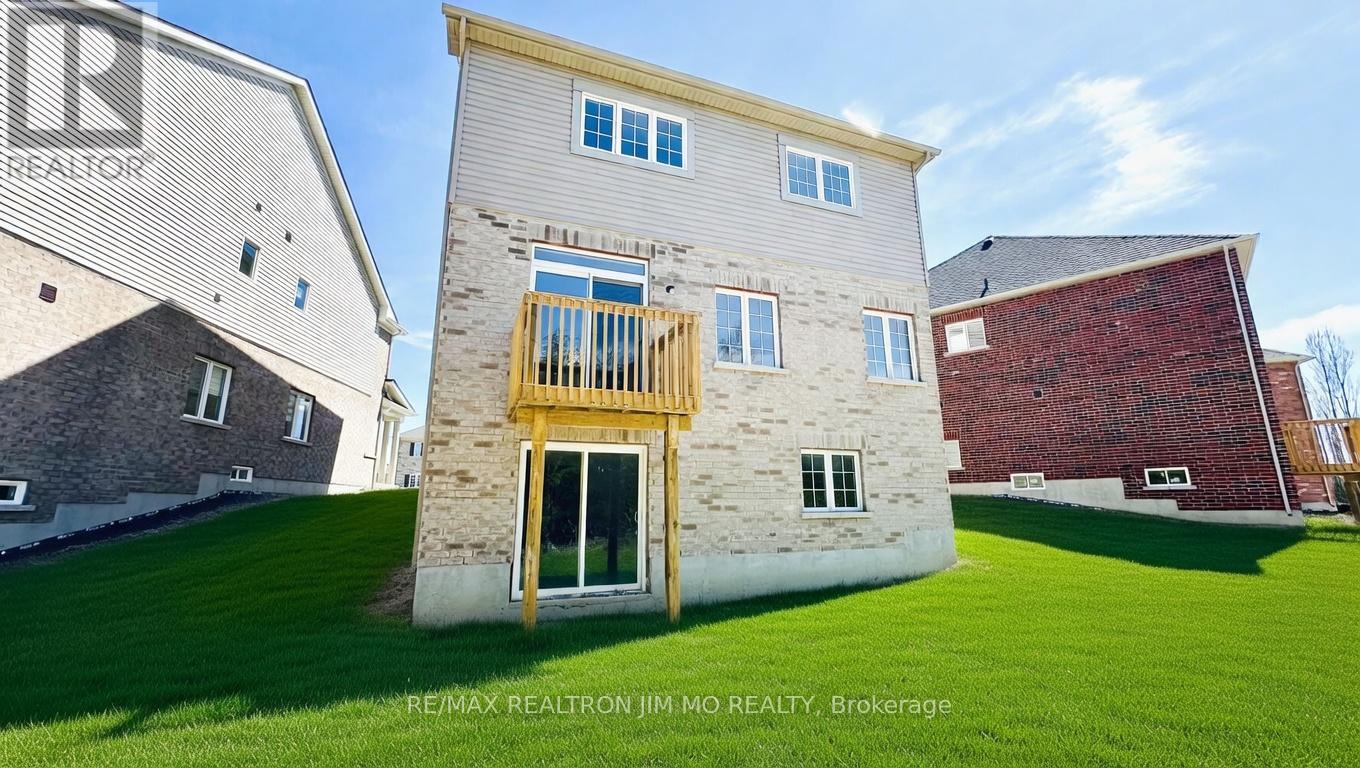 104 Cliff Thompson Court, Georgina, Ontario  L0E 1R0 - Photo 27 - N12917610