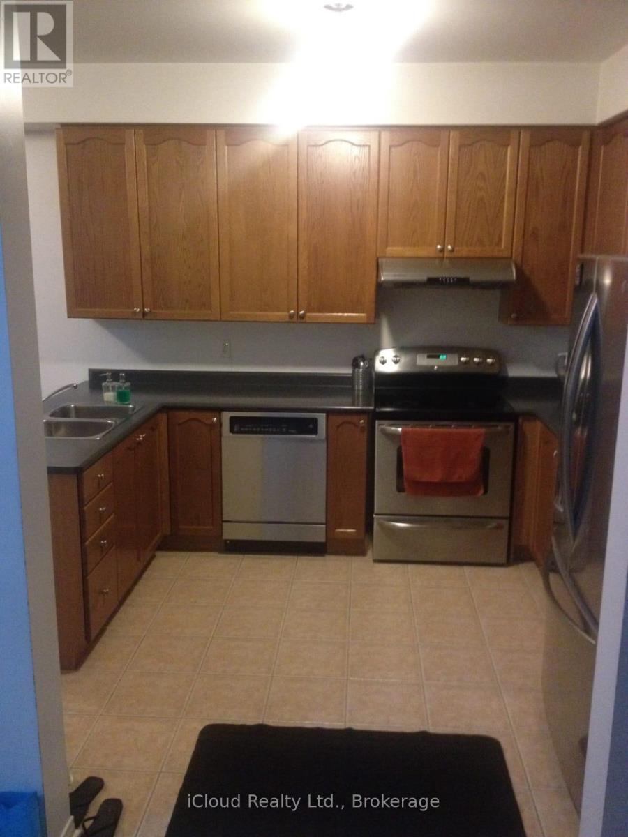 42 Flurry Circle, Brampton, Ontario  L6X 0S8 - Photo 6 - W12917546