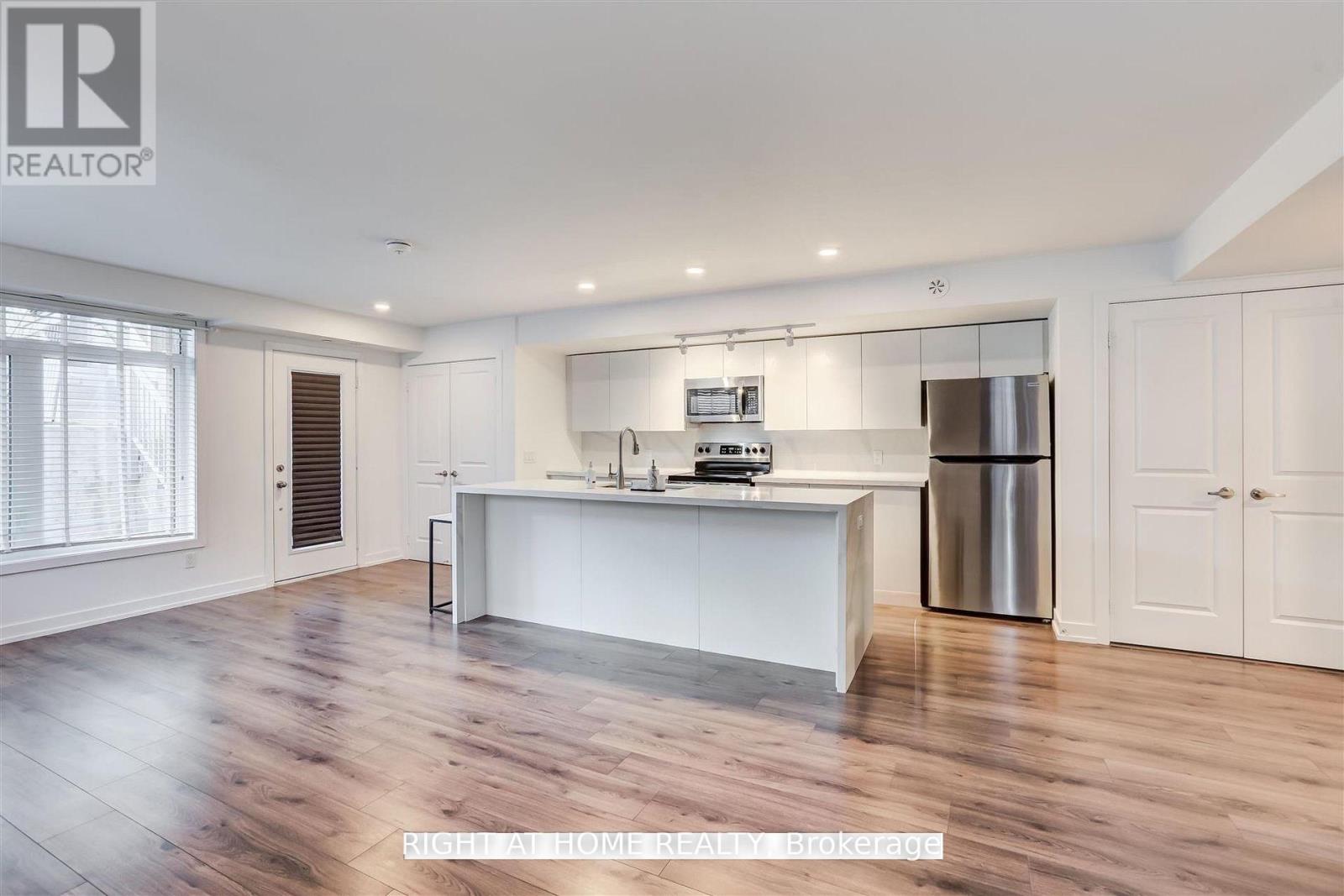 121 - 3062 Sixth Line, Oakville, Ontario  L6M 4J9 - Photo 21 - W12917554