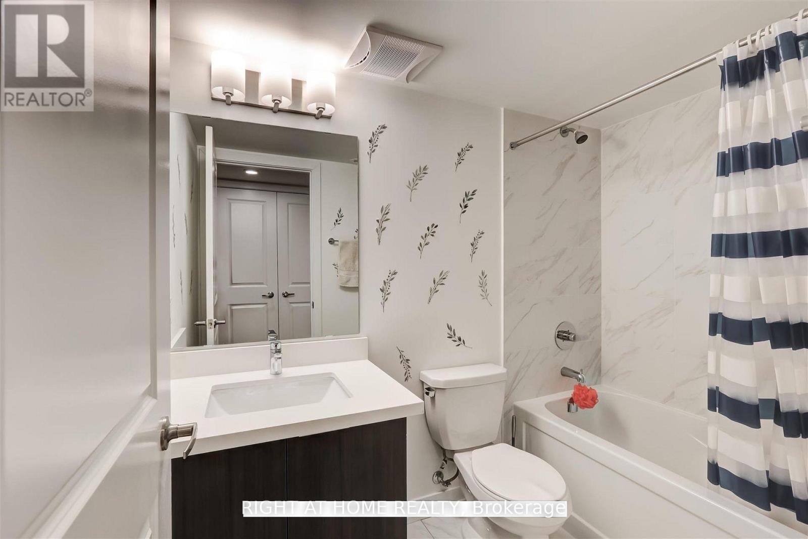 121 - 3062 Sixth Line, Oakville, Ontario  L6M 4J9 - Photo 33 - W12917554