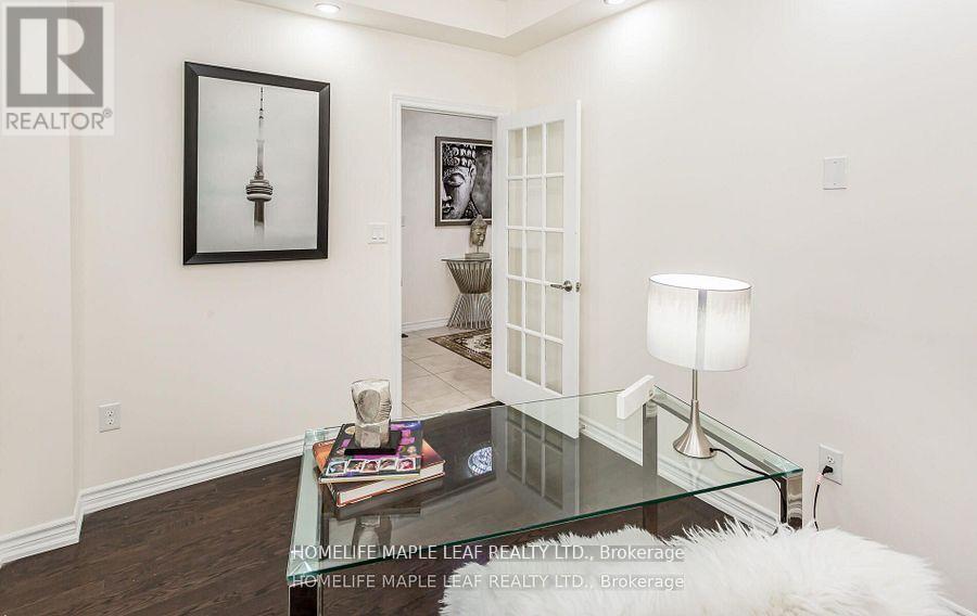 11 Cloverhaven Road, Brampton, Ontario  L6P 4E4 - Photo 17 - W12917556