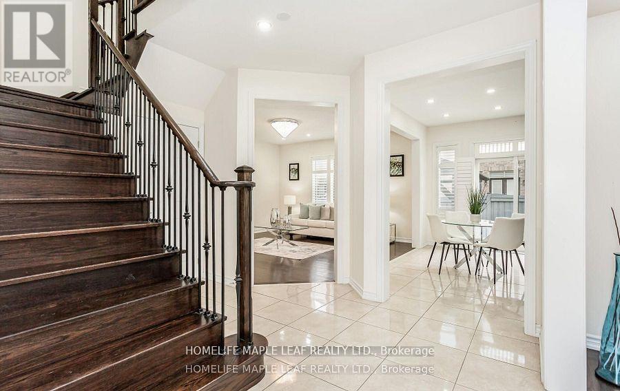 11 Cloverhaven Road, Brampton, Ontario  L6P 4E4 - Photo 21 - W12917556