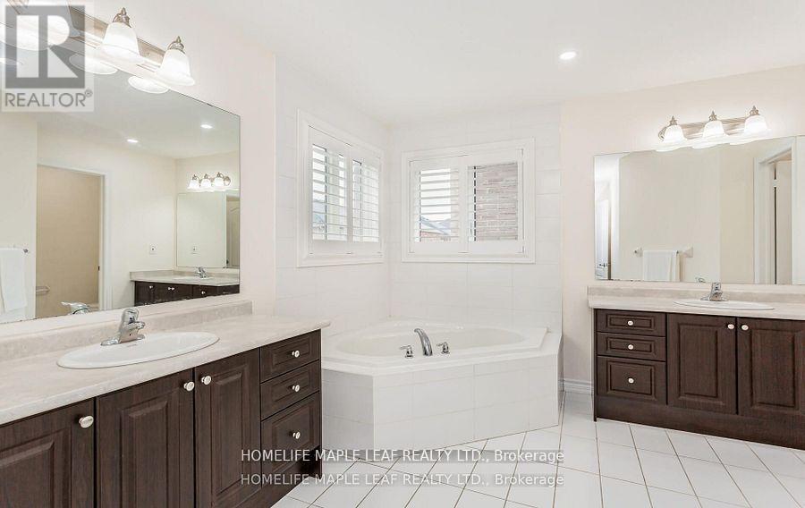 11 Cloverhaven Road, Brampton, Ontario  L6P 4E4 - Photo 27 - W12917556