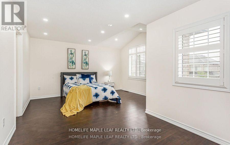 11 Cloverhaven Road, Brampton, Ontario  L6P 4E4 - Photo 31 - W12917556