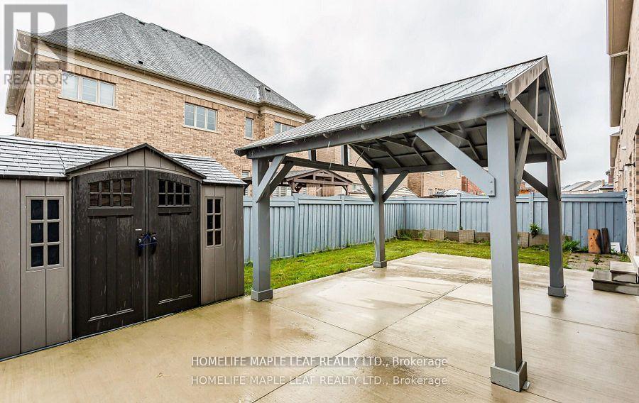 11 Cloverhaven Road, Brampton, Ontario  L6P 4E4 - Photo 36 - W12917556