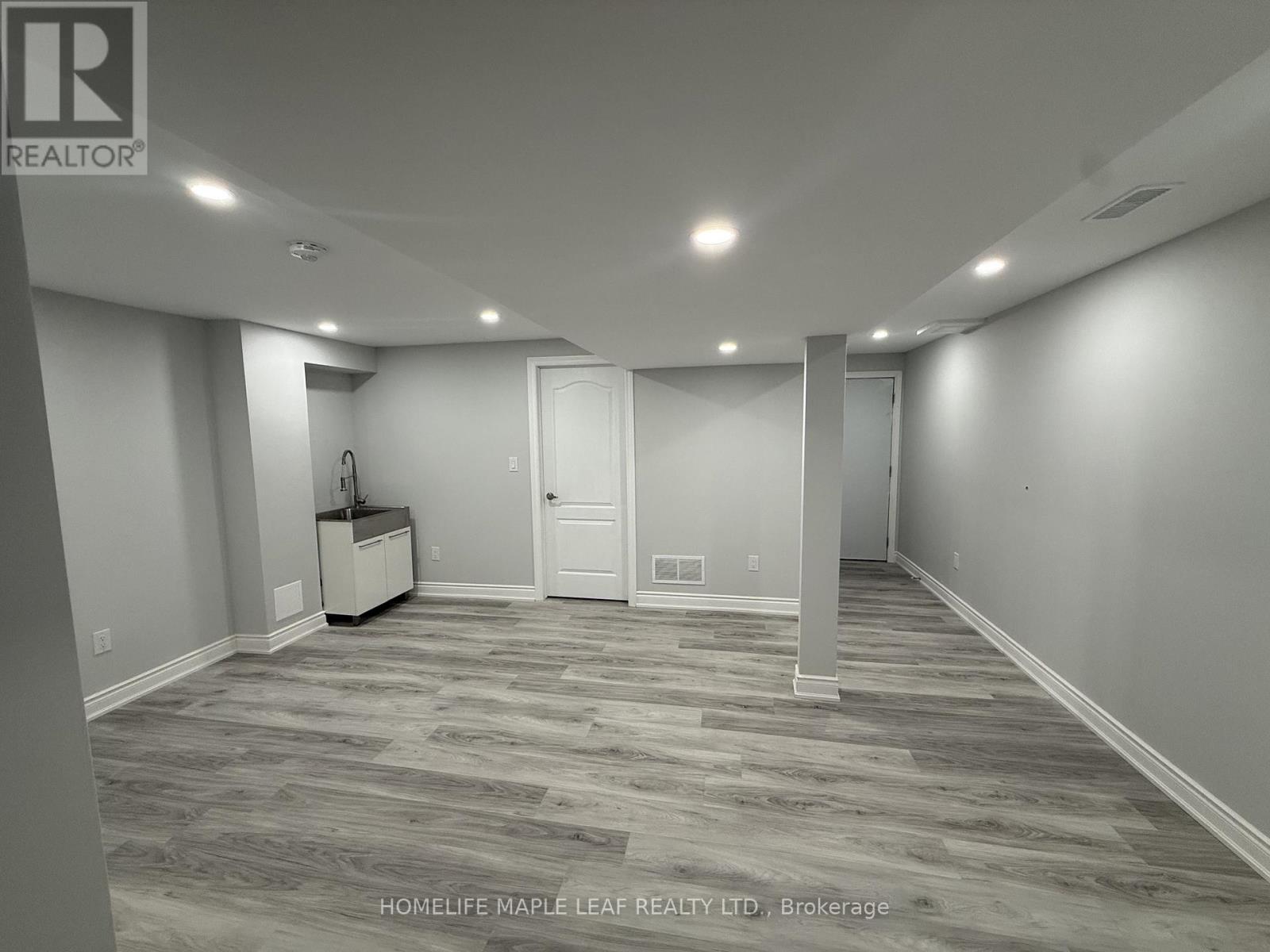 11 Cloverhaven Road, Brampton, Ontario  L6P 4E4 - Photo 43 - W12917556