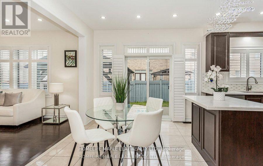 11 Cloverhaven Road, Brampton, Ontario  L6P 4E4 - Photo 8 - W12917556