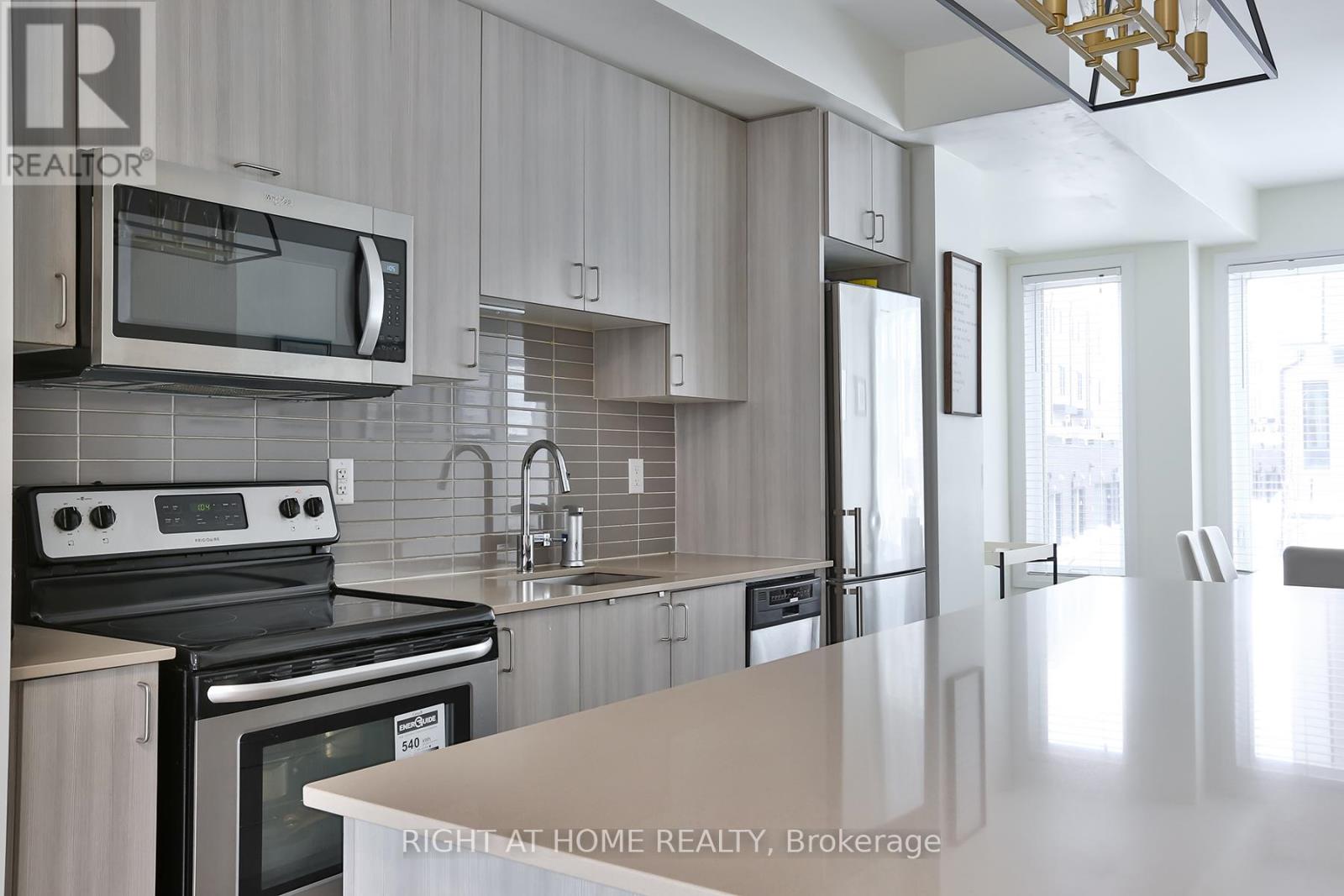 178 Frederick Tisdale Drive, Toronto, Ontario  M3K 0A6 - Photo 14 - W12917558