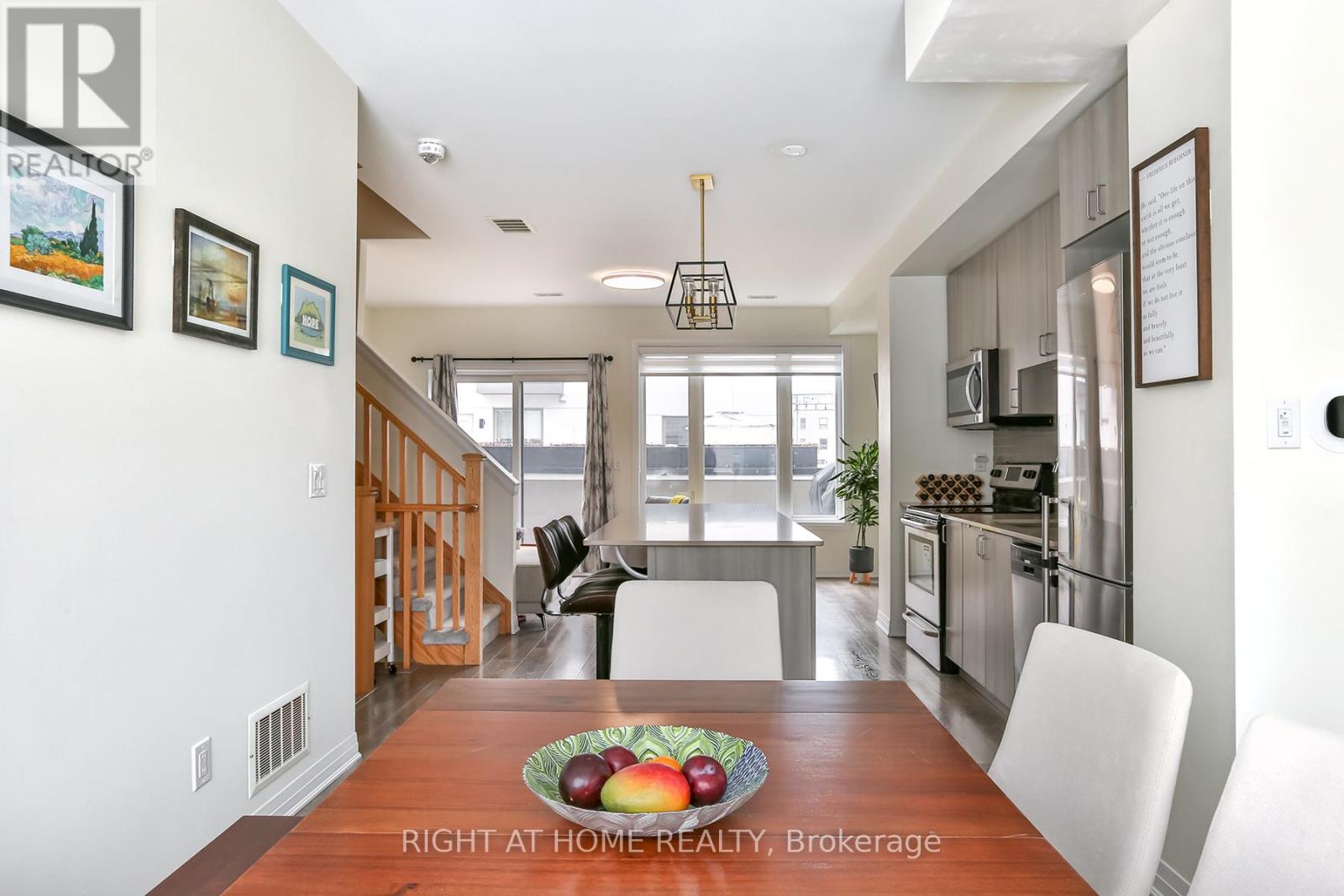 178 Frederick Tisdale Drive, Toronto, Ontario  M3K 0A6 - Photo 15 - W12917558