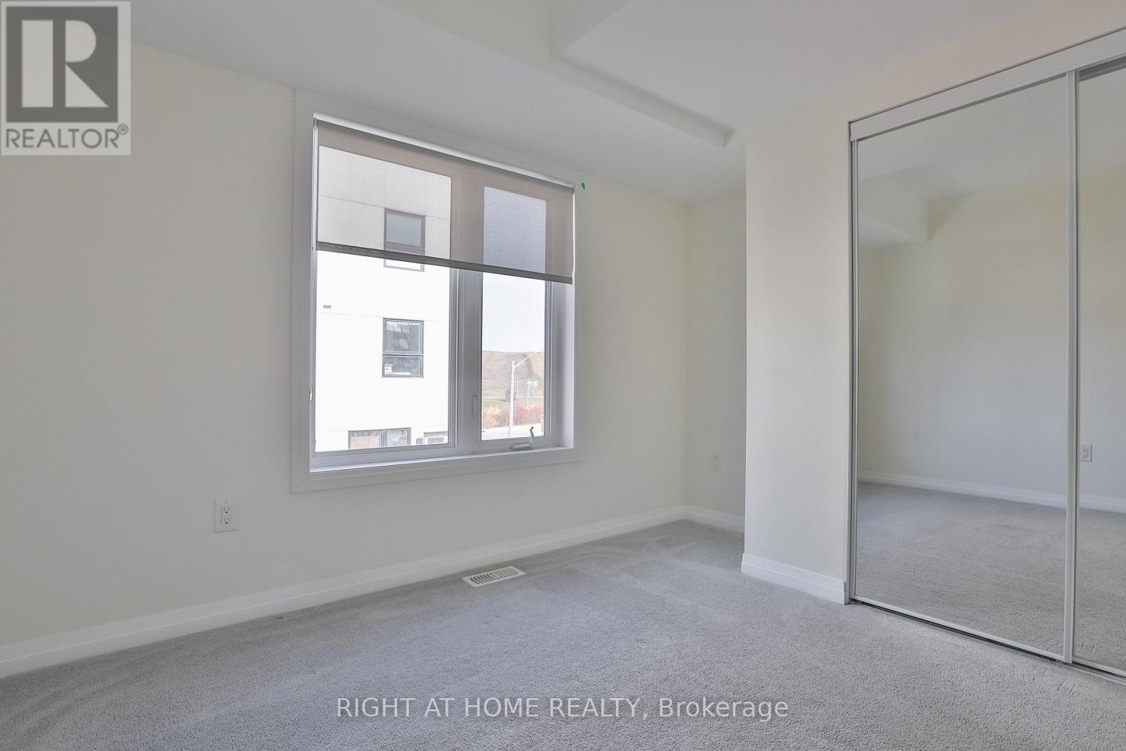 178 Frederick Tisdale Drive, Toronto, Ontario  M3K 0A6 - Photo 29 - W12917558