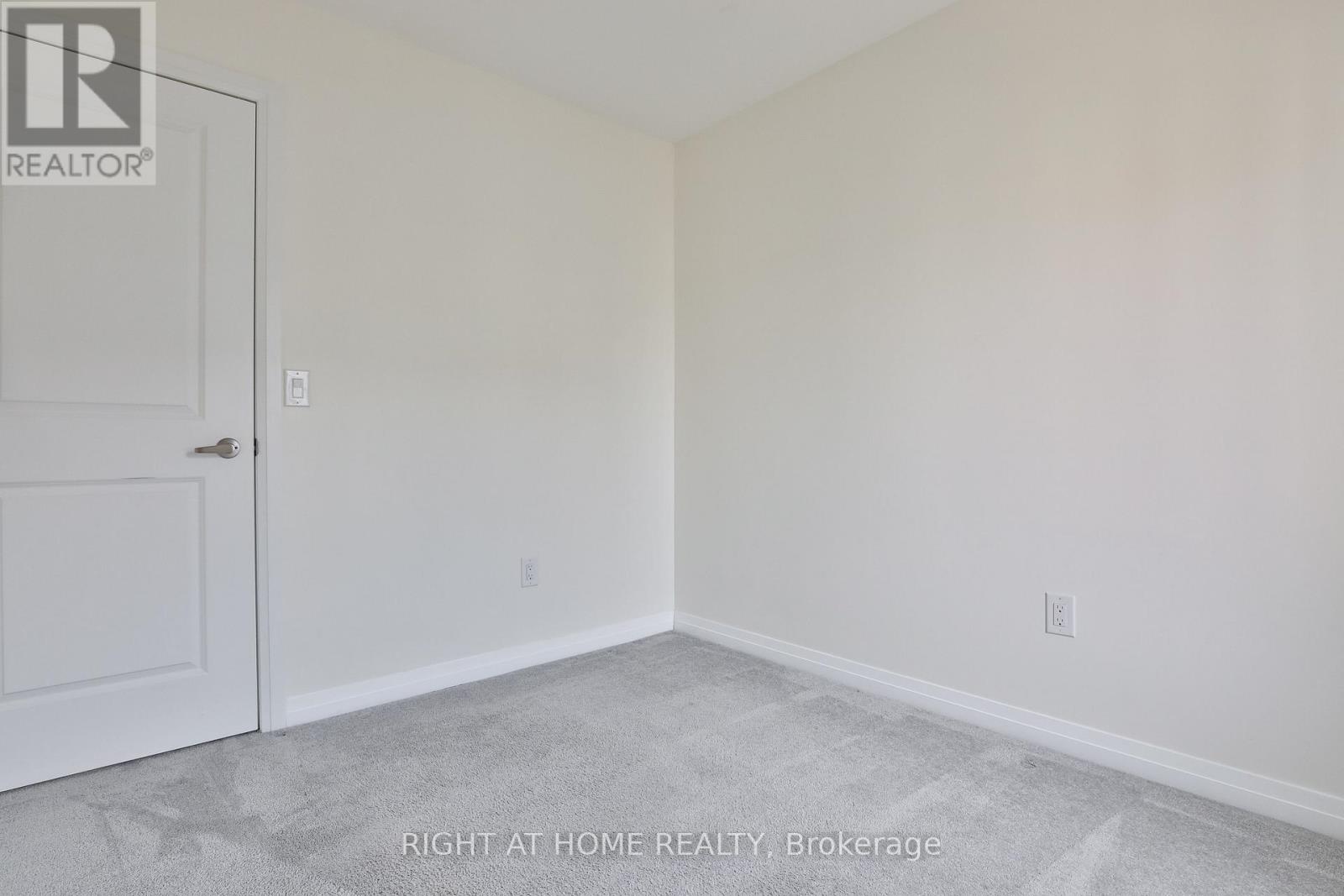 178 Frederick Tisdale Drive, Toronto, Ontario  M3K 0A6 - Photo 33 - W12917558