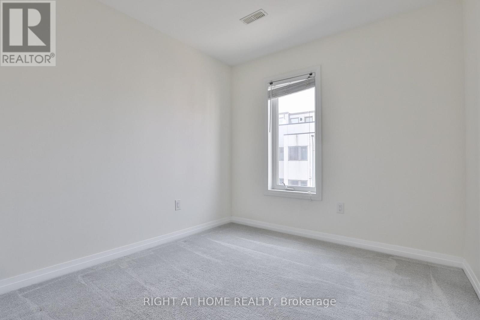 178 Frederick Tisdale Drive, Toronto, Ontario  M3K 0A6 - Photo 34 - W12917558