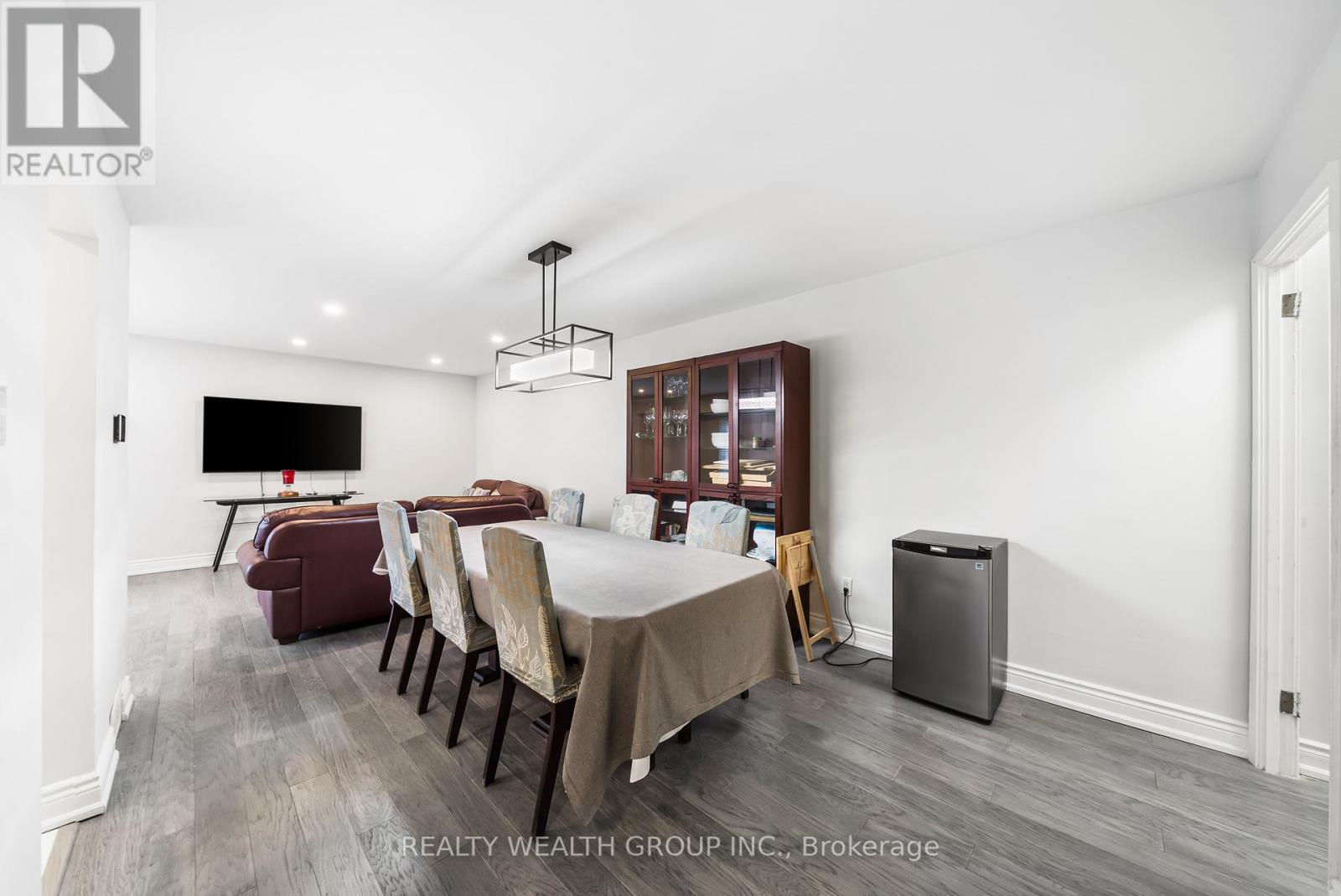 39 - 521 Timber Lane, Burlington, Ontario  L7L 4B1 - Photo 10 - W12917560