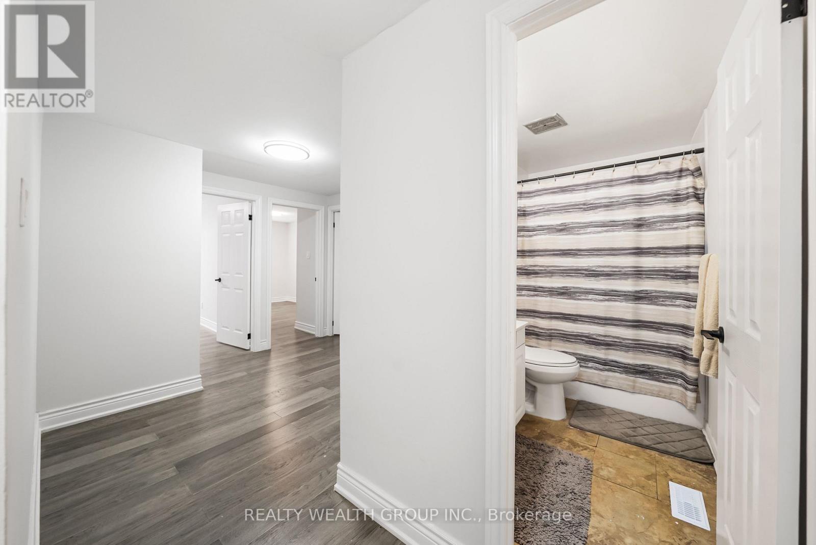 39 - 521 Timber Lane, Burlington, Ontario  L7L 4B1 - Photo 17 - W12917560