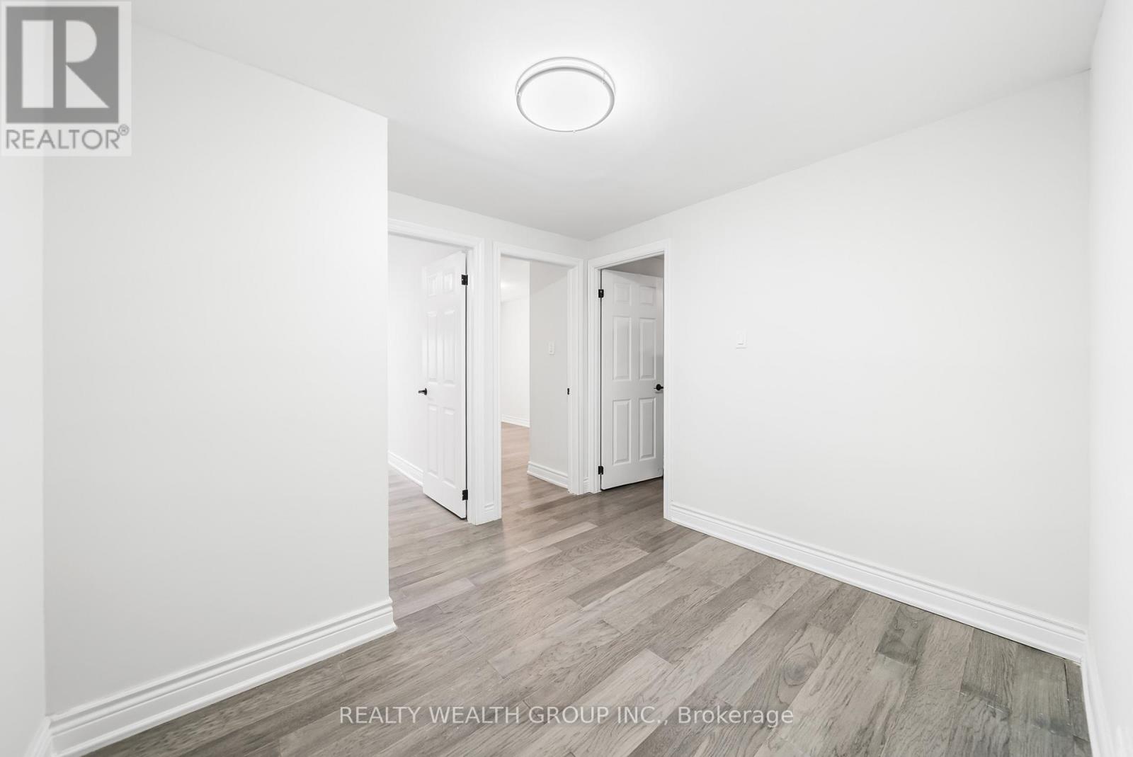 39 - 521 Timber Lane, Burlington, Ontario  L7L 4B1 - Photo 23 - W12917560