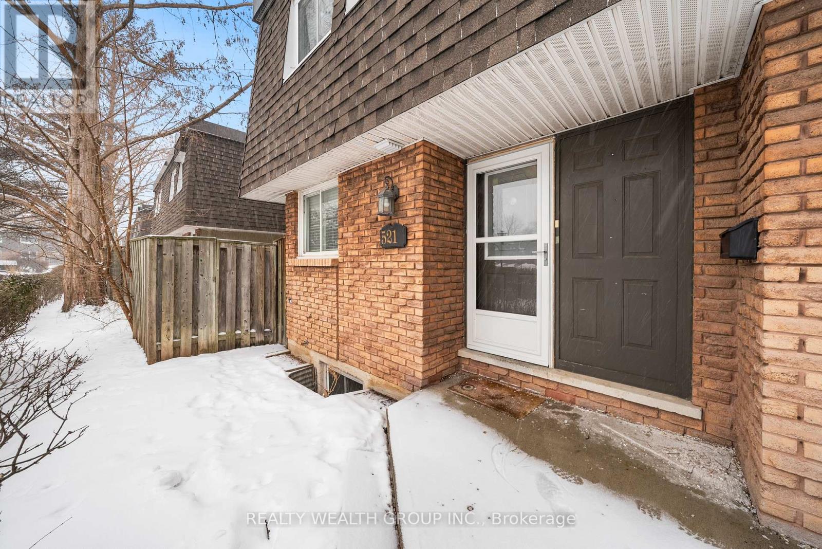 39 - 521 Timber Lane, Burlington, Ontario  L7L 4B1 - Photo 28 - W12917560