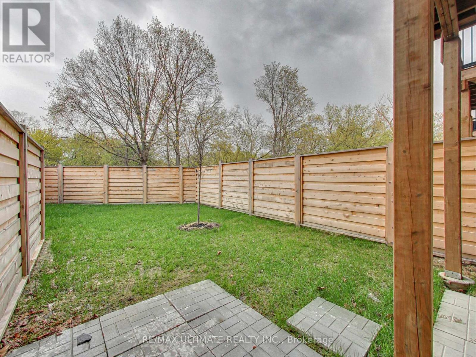 Apt 2 - 14 Creekbank Road, Toronto, Ontario  M6L 0A4 - Photo 11 - W12917564