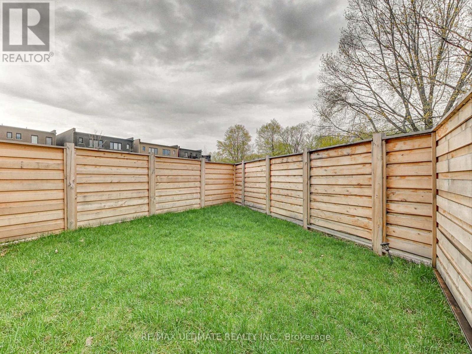 Apt 2 - 14 Creekbank Road, Toronto, Ontario  M6L 0A4 - Photo 13 - W12917564