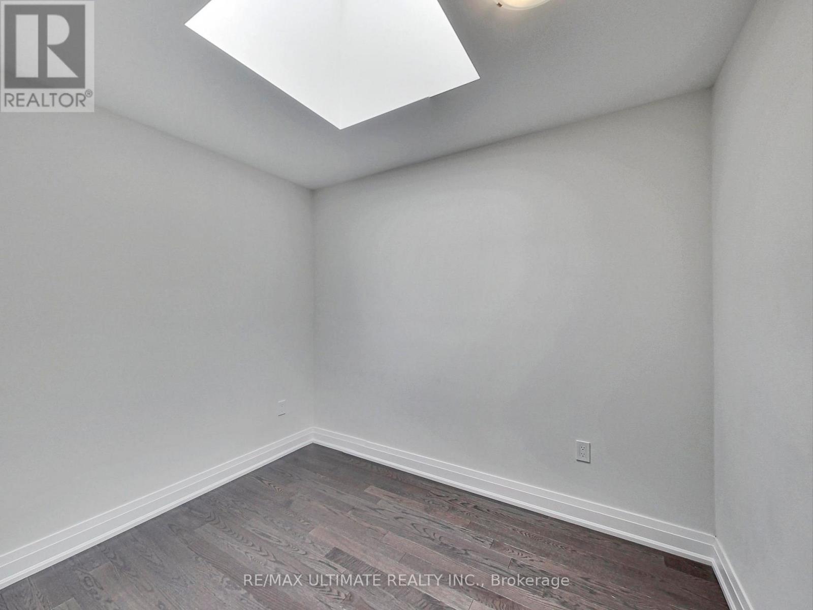 Apt 2 - 14 Creekbank Road, Toronto, Ontario  M6L 0A4 - Photo 8 - W12917564