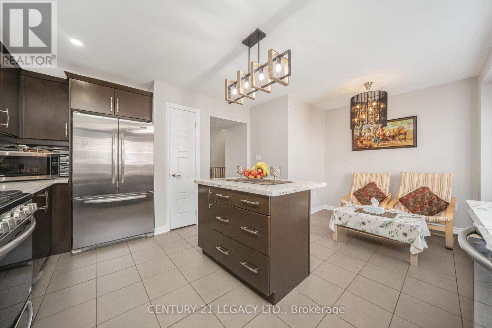 40 Donomore Drive, Brampton, Ontario  L7A 0S7 - Photo 17 - W12917576