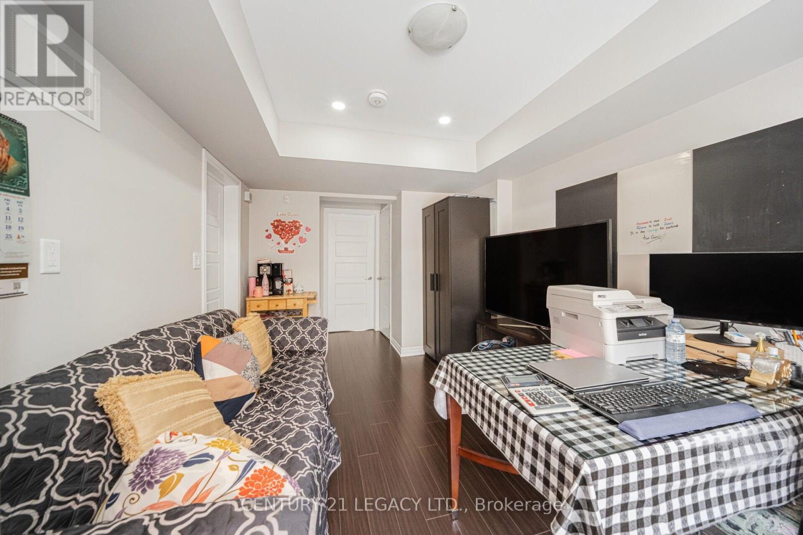 40 Donomore Drive, Brampton, Ontario  L7A 0S7 - Photo 35 - W12917576