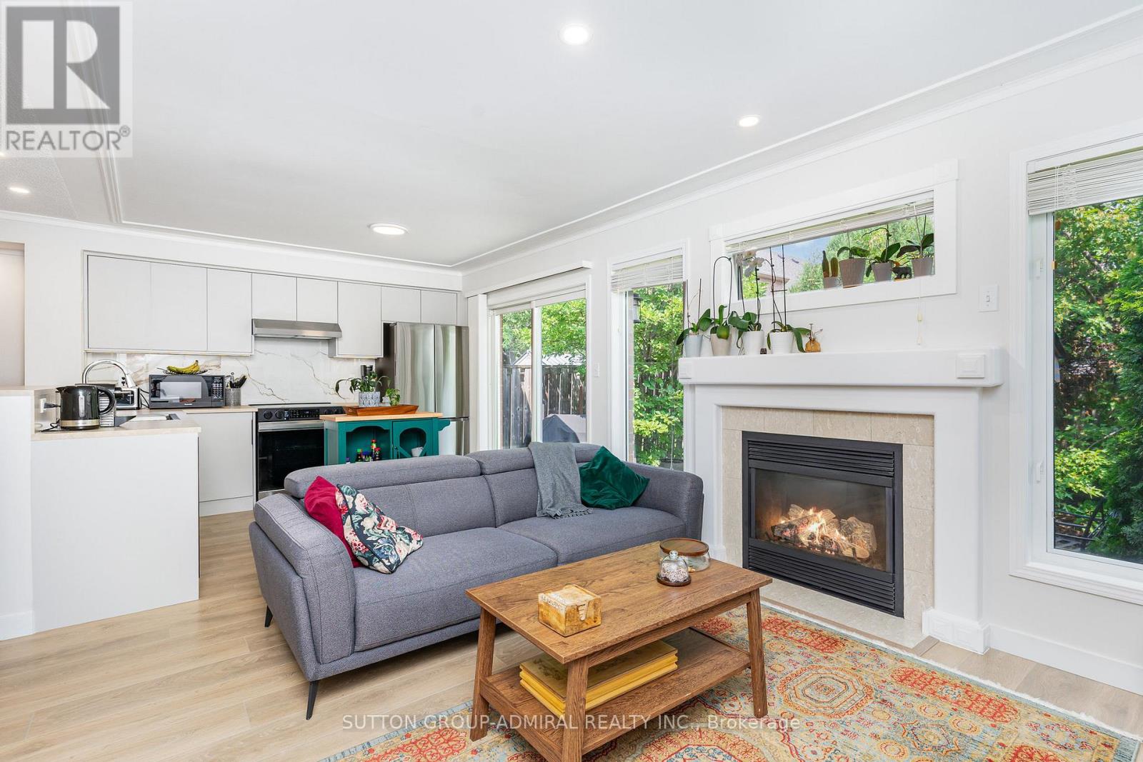 2225 Amberglen Court, Oakville, Ontario  L6M 4W8 - Photo 17 - W12917592