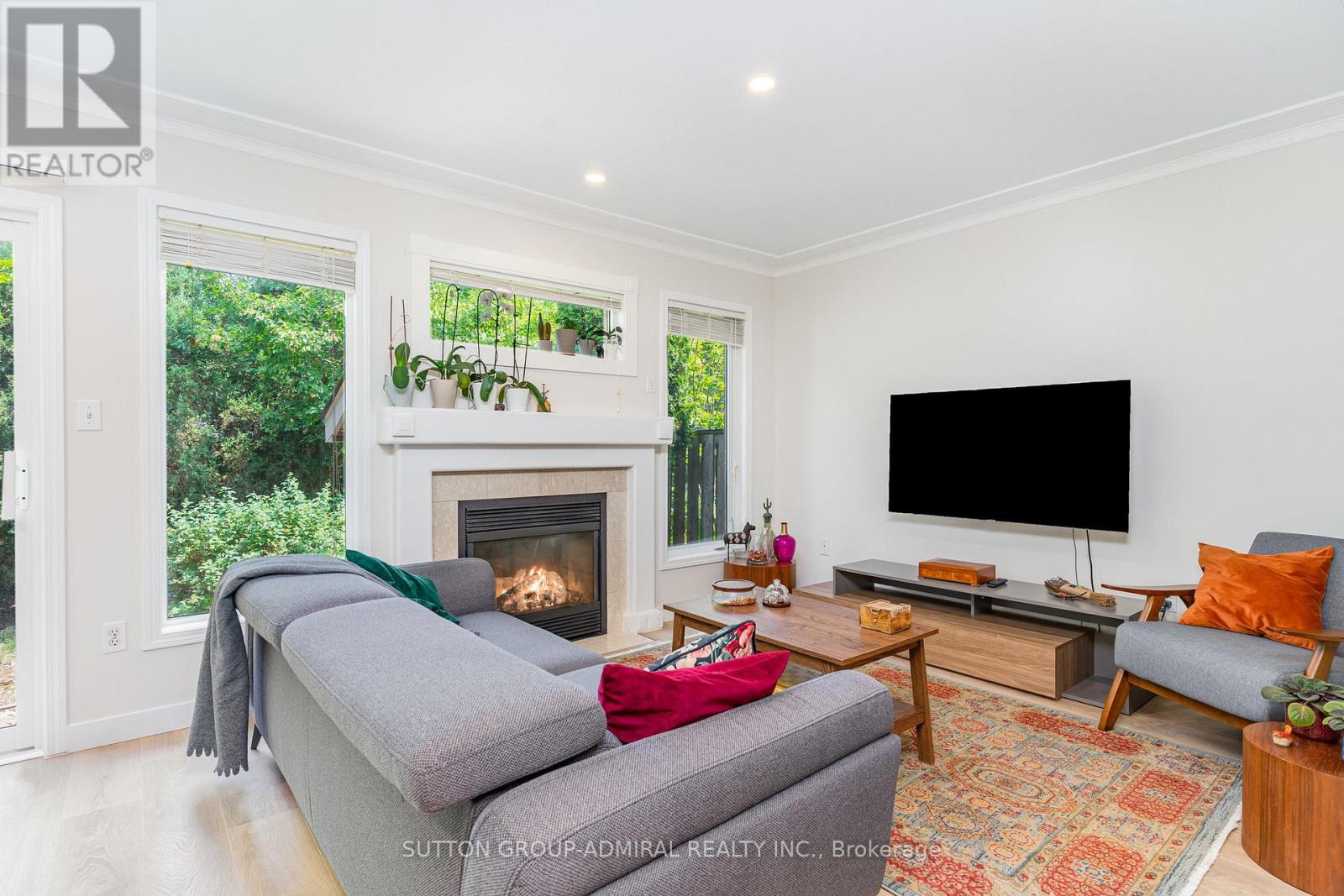 2225 Amberglen Court, Oakville, Ontario  L6M 4W8 - Photo 18 - W12917592