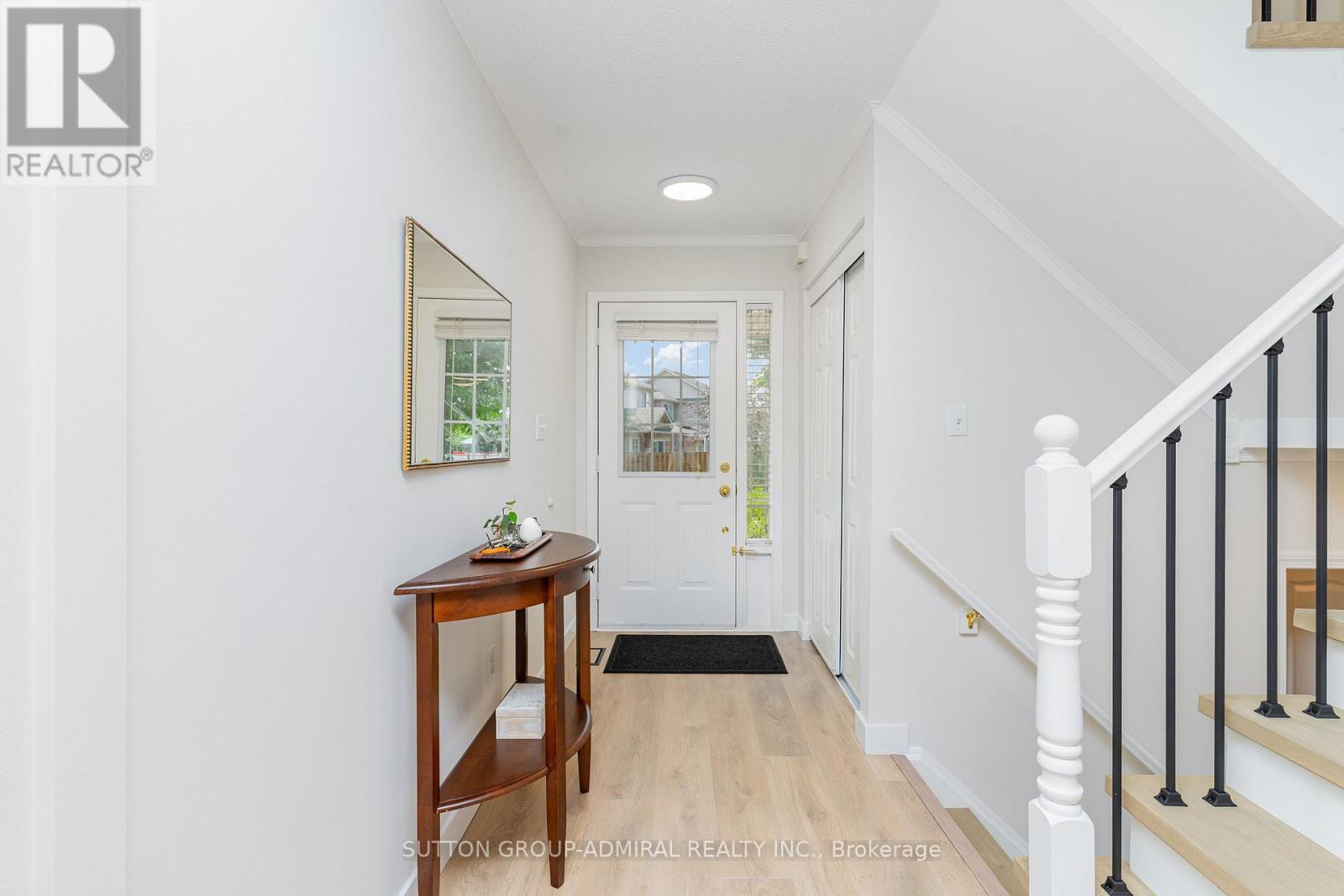 2225 Amberglen Court, Oakville, Ontario  L6M 4W8 - Photo 2 - W12917592