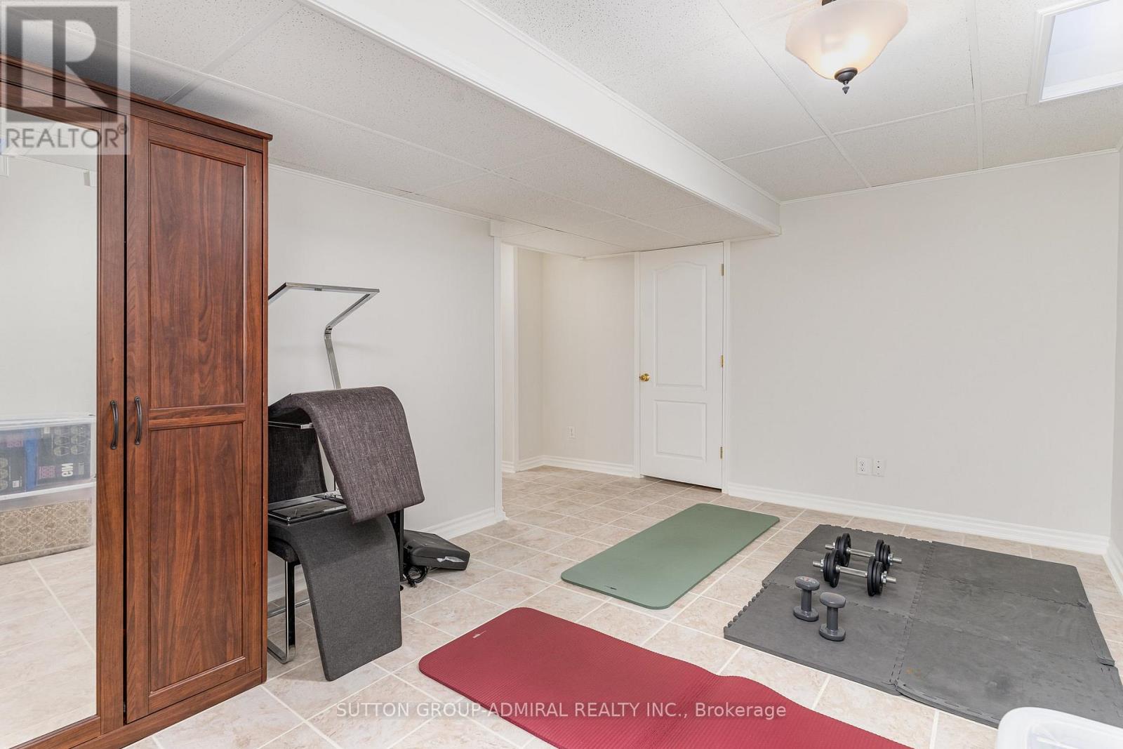 2225 Amberglen Court, Oakville, Ontario  L6M 4W8 - Photo 32 - W12917592