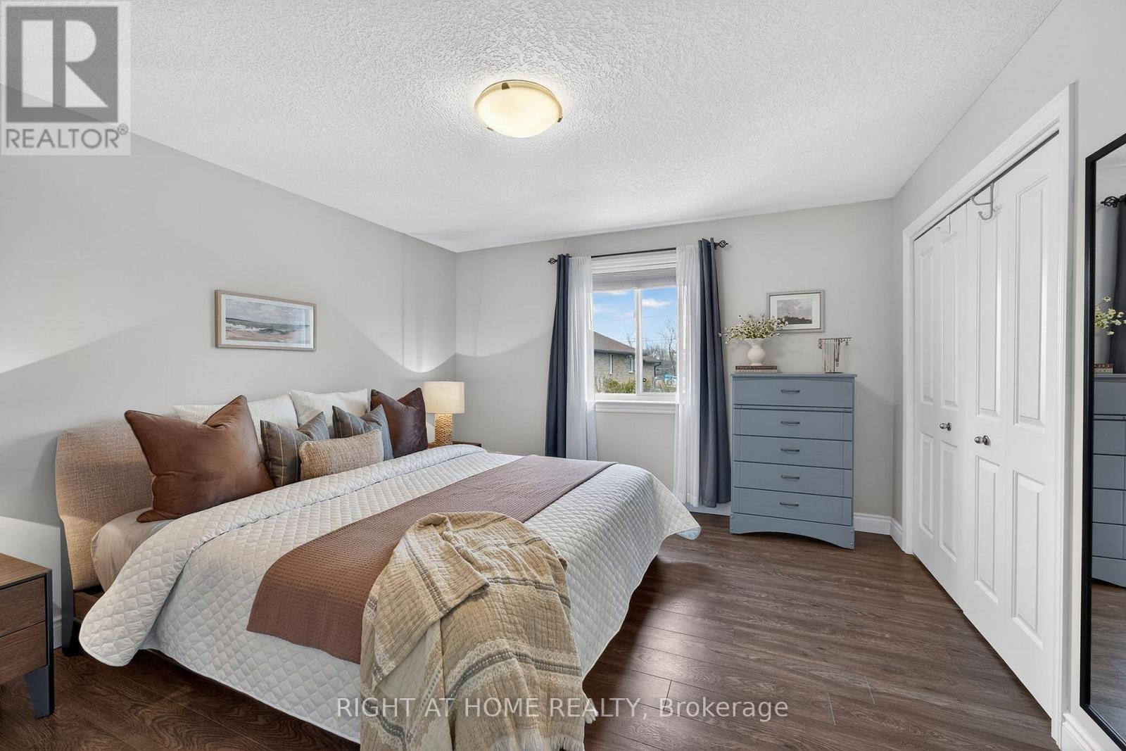 48 Freedom Crescent, Quinte West, Ontario  K8V 0C2 - Photo 16 - X12917536