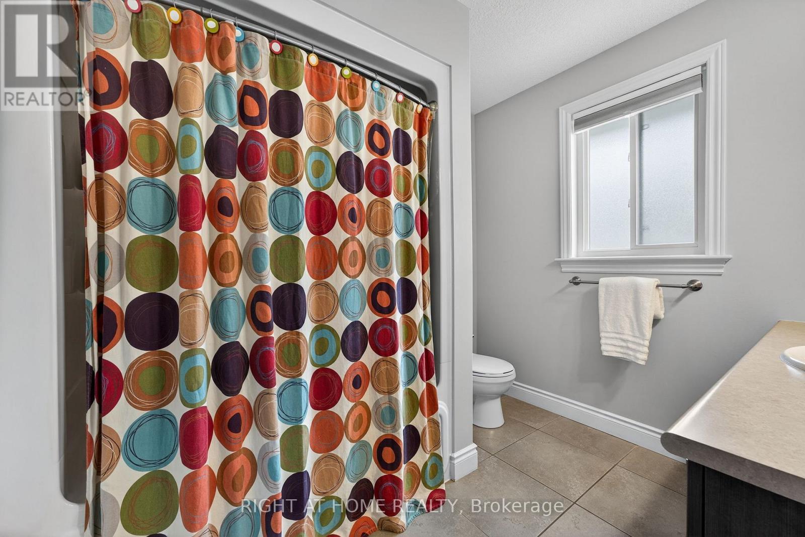 48 Freedom Crescent, Quinte West, Ontario  K8V 0C2 - Photo 19 - X12917536