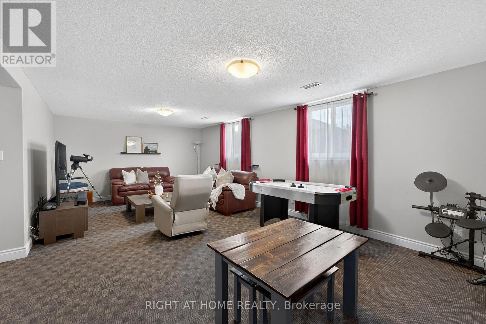 48 Freedom Crescent, Quinte West, Ontario  K8V 0C2 - Photo 27 - X12917536