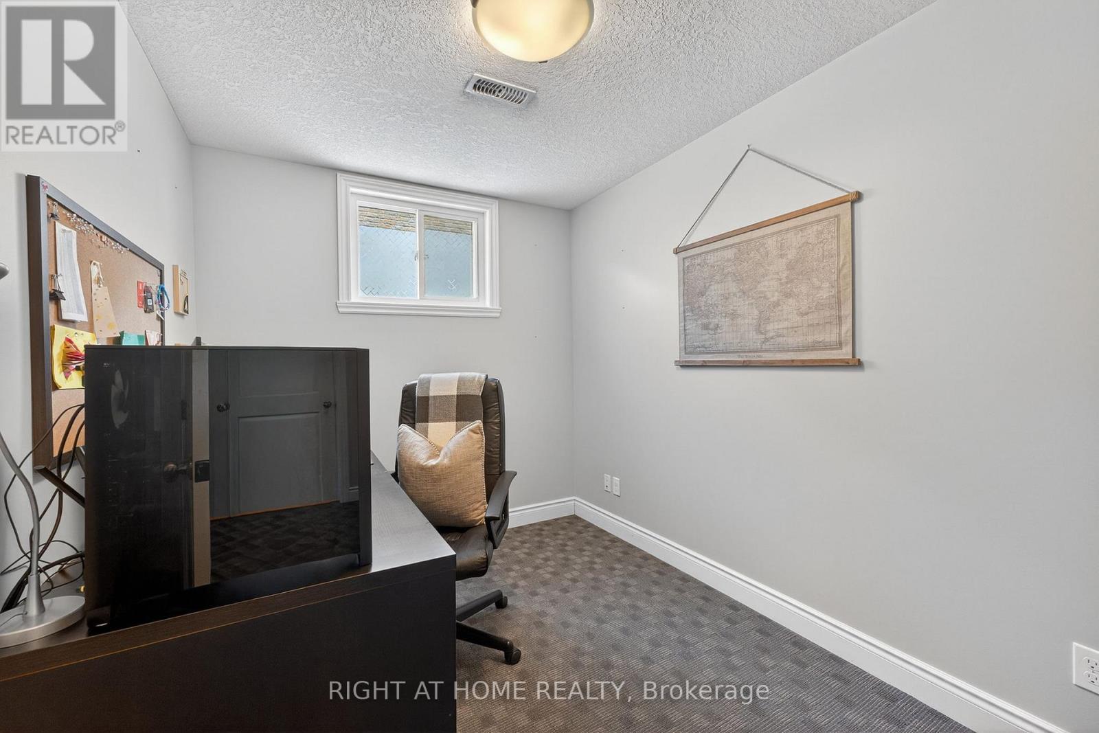 48 Freedom Crescent, Quinte West, Ontario  K8V 0C2 - Photo 31 - X12917536