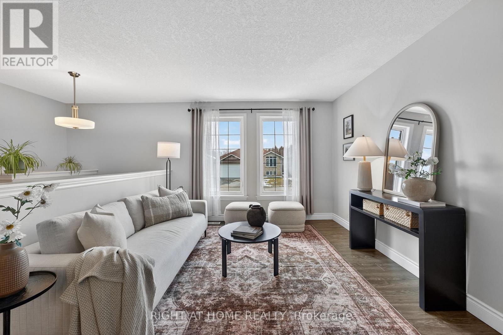 48 Freedom Crescent, Quinte West, Ontario  K8V 0C2 - Photo 7 - X12917536