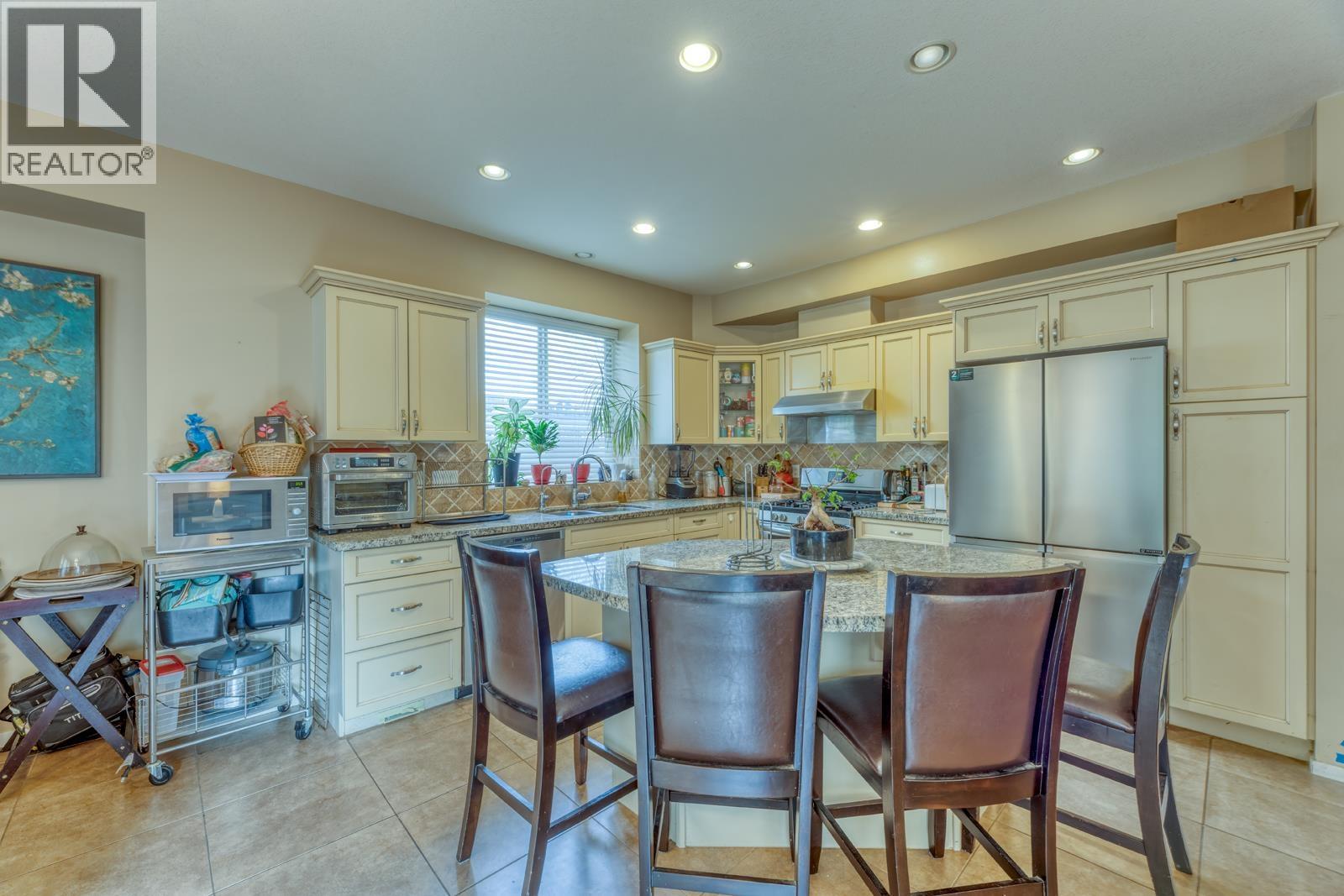 123 Maple Drive, Port Moody, British Columbia  V3H 0A7 - Photo 3 - R3103288