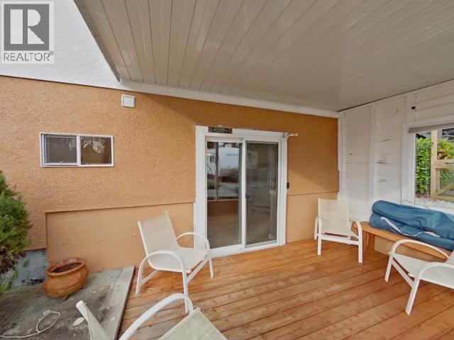 6974 Terrace Street, Powell River, British Columbia   - Photo 40 - 19702
