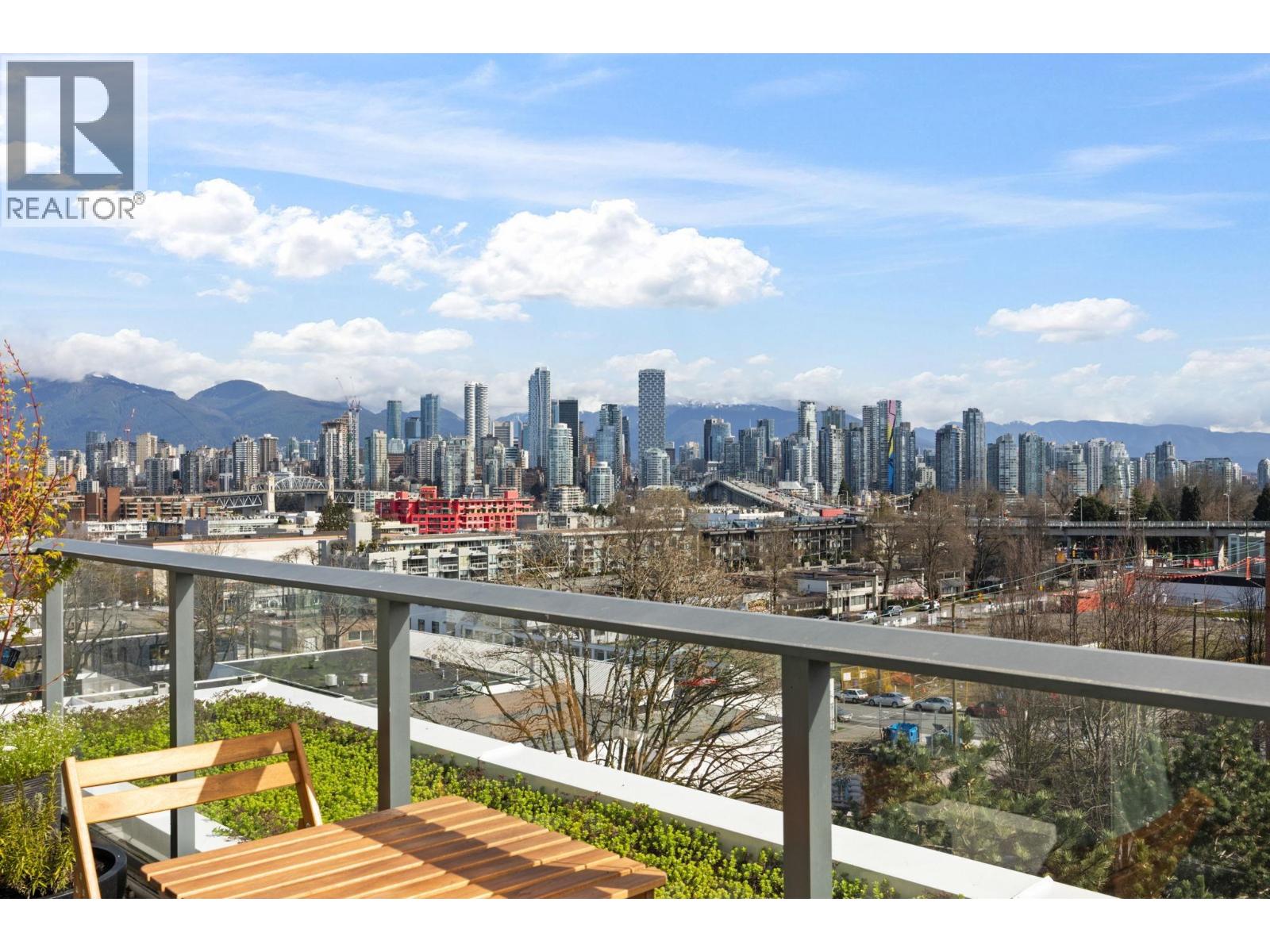 707 1777 W 7th Avenue, Vancouver, British Columbia  V6J 0E5 - Photo 2 - R3103350