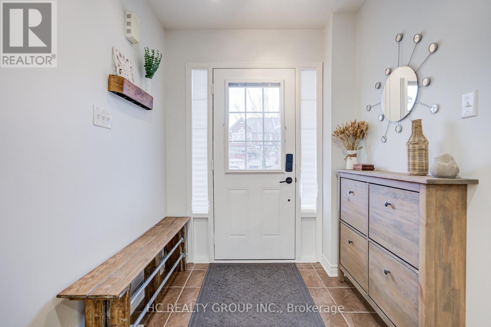 18 Quattro Avenue, Richmond Hill, Ontario  L4E 0S5 - Photo 4 - N12917614