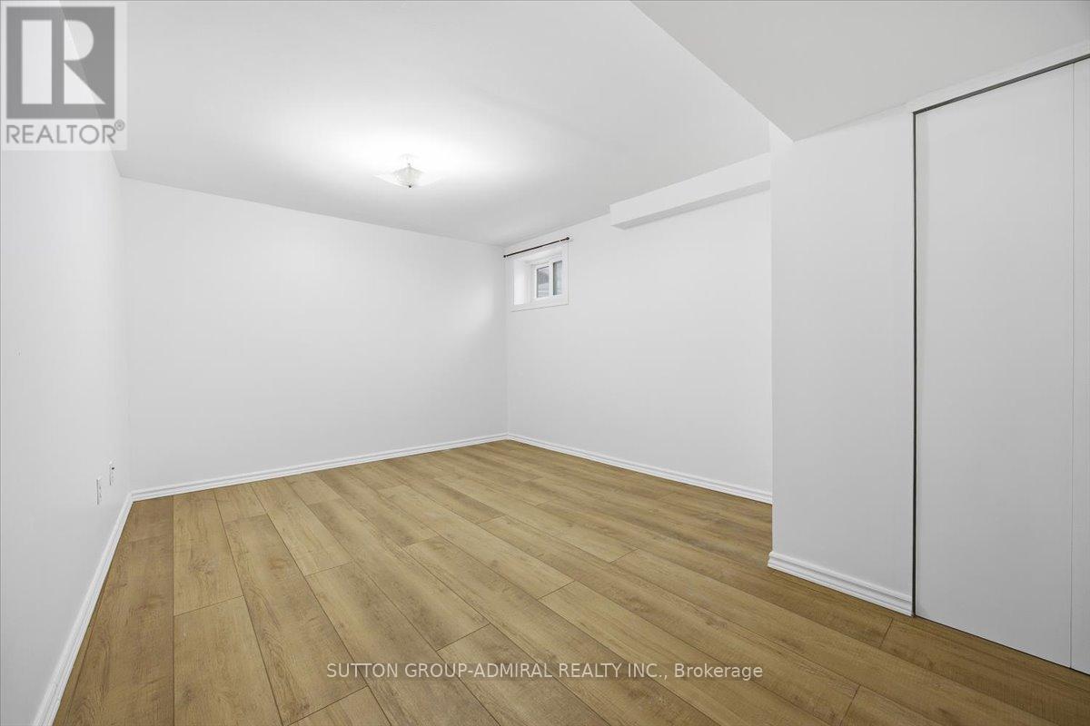 137 Chelwood Drive, Vaughan, Ontario  L4J 7C6 - Photo 31 - N12917624