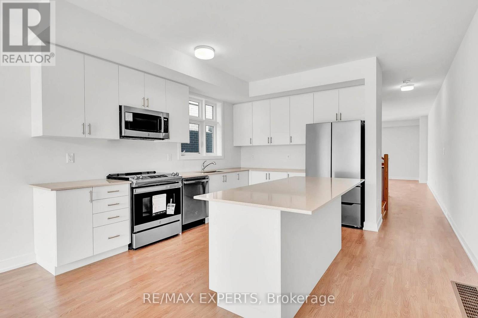 1804 Donald Cousens Parkway, Markham, Ontario  L6B 0V5 - Photo 12 - N12917640