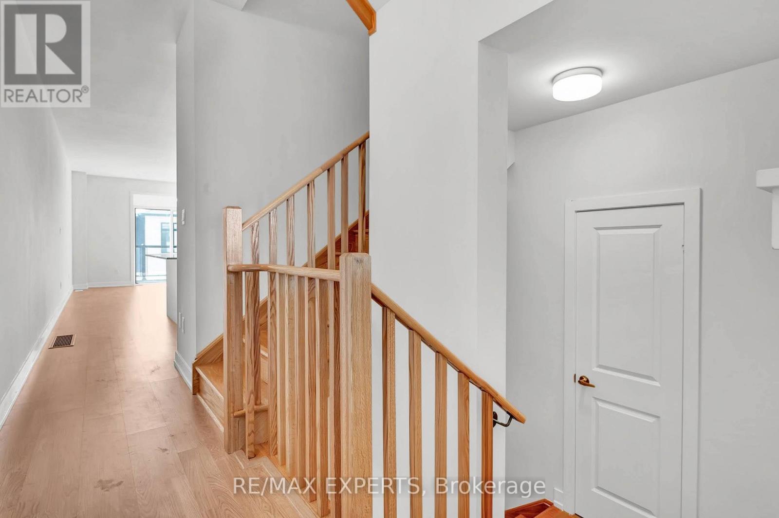 1804 Donald Cousens Parkway, Markham, Ontario  L6B 0V5 - Photo 5 - N12917640