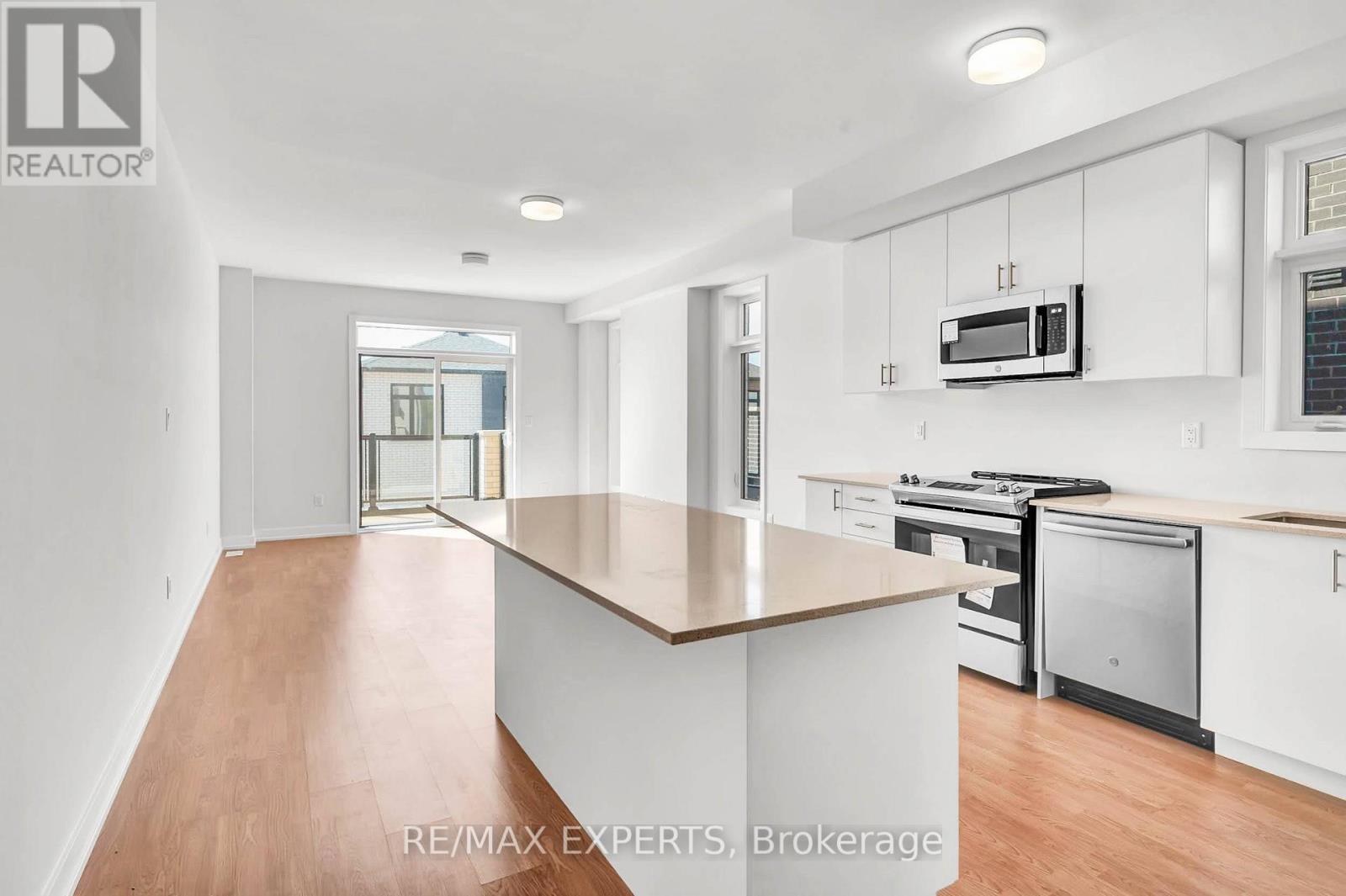 1804 Donald Cousens Parkway, Markham, Ontario  L6B 0V5 - Photo 8 - N12917640